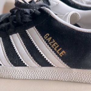 Adidas Gazelle Size 6 Black Sneakers